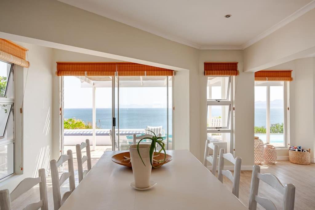La Petite Baleine Oceanfront Luxury Villa دو كيلدرز المظهر الخارجي الصورة