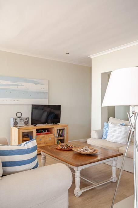 La Petite Baleine Oceanfront Luxury Villa دو كيلدرز المظهر الخارجي الصورة