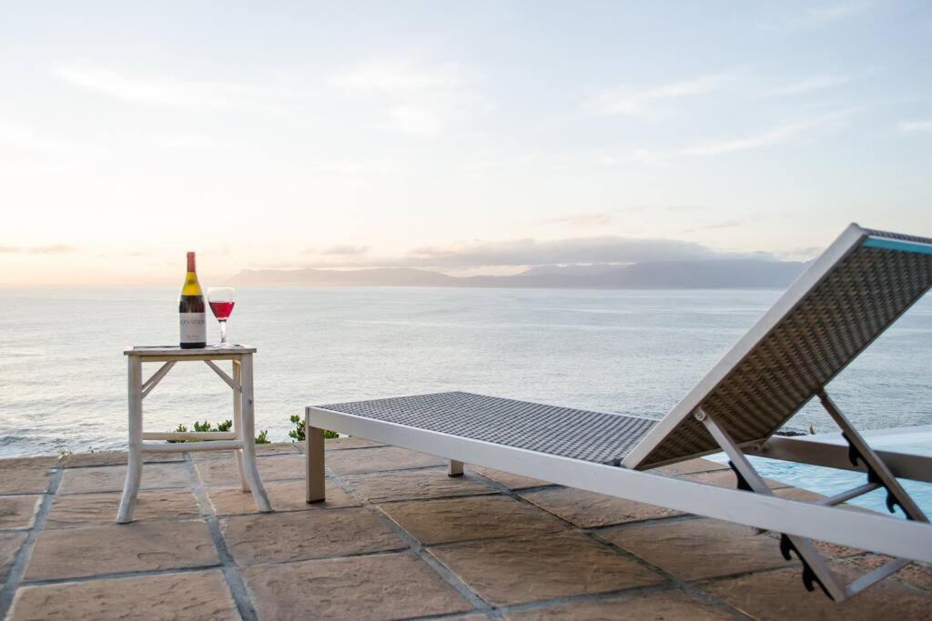 La Petite Baleine Oceanfront Luxury Villa دو كيلدرز المظهر الخارجي الصورة