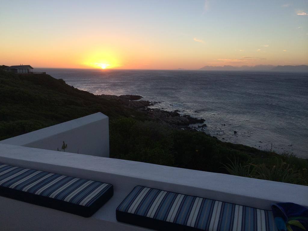 La Petite Baleine Oceanfront Luxury Villa دو كيلدرز المظهر الخارجي الصورة